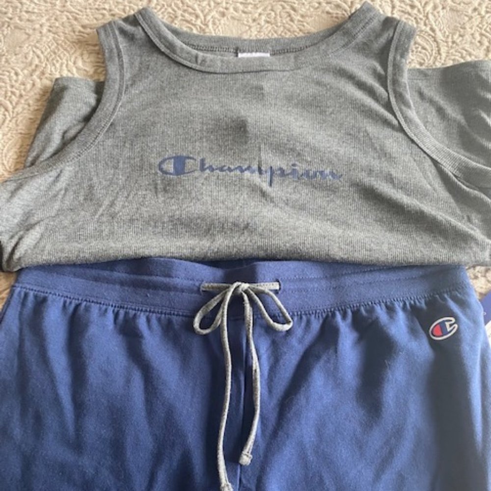 Champion Women's 2-Piece Sleep Set Size Large New With Tags